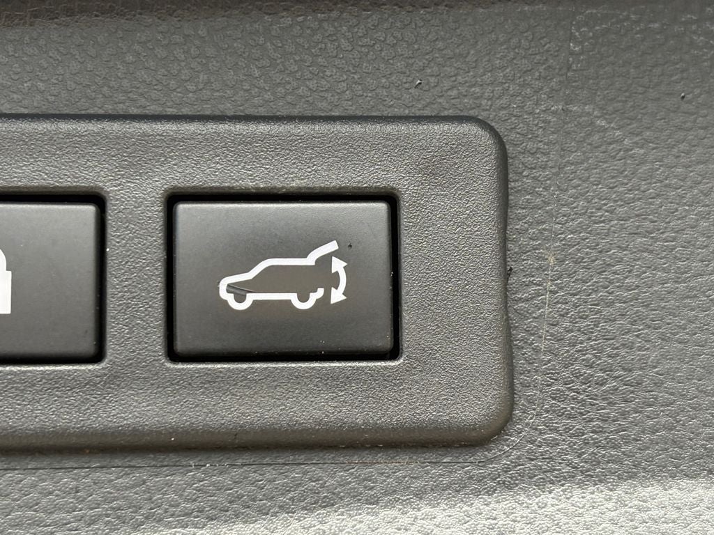 2022 Subaru Outback Touring