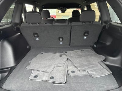 2025 Jeep Grand Cherokee Laredo 4x2