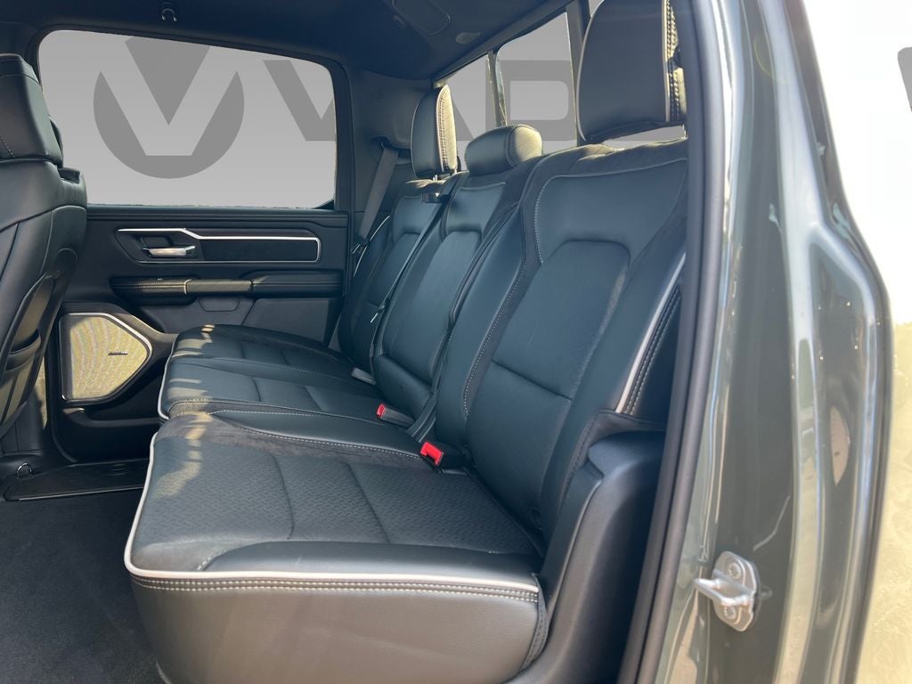 2026 RAM 1500 Laramie Crew Cab 4x4 5'7' Box