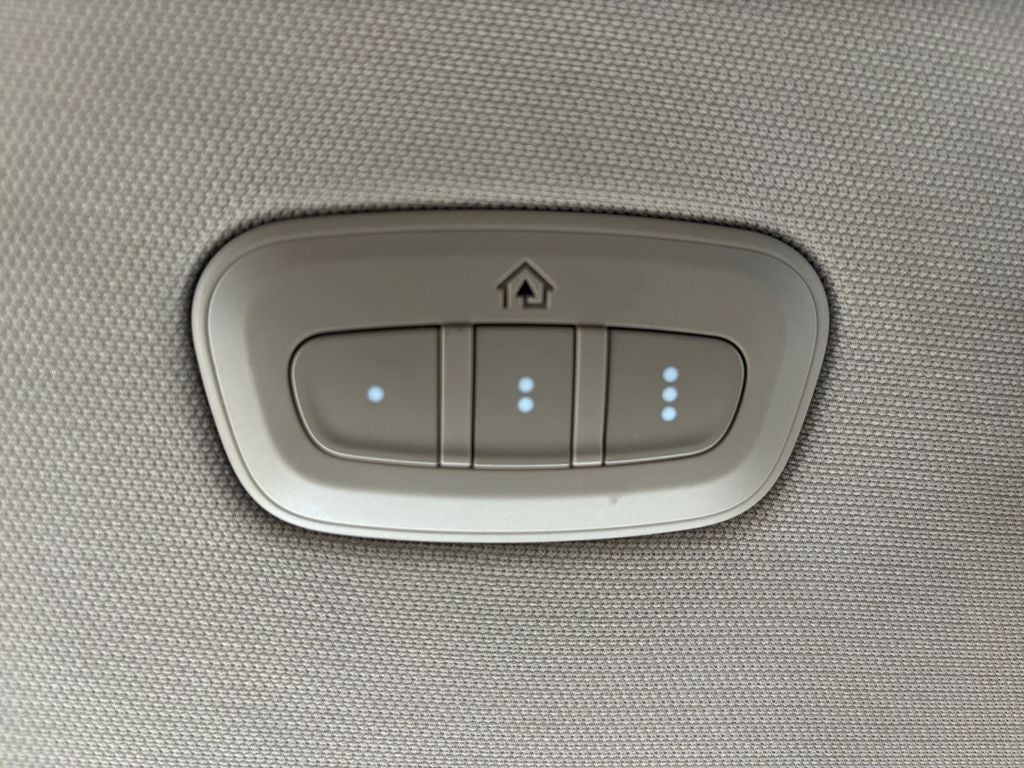 2021 RAM 1500 Laramie Crew Cab 4x4 5'7' Box