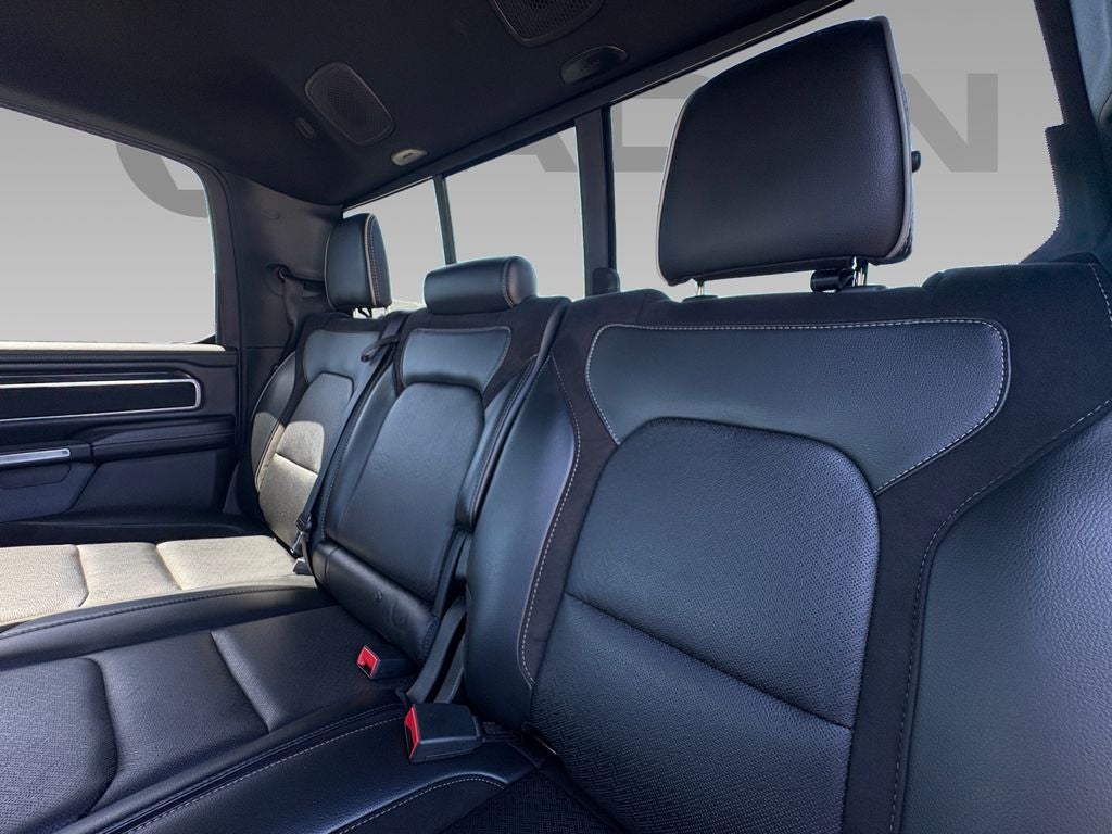 2022 RAM 1500 Laramie Crew Cab 4x4 5'7' Box