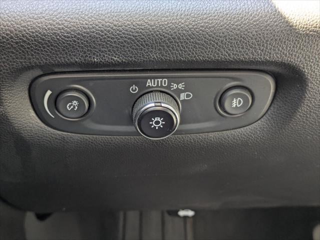 2021 Chevrolet Traverse FWD LT Cloth