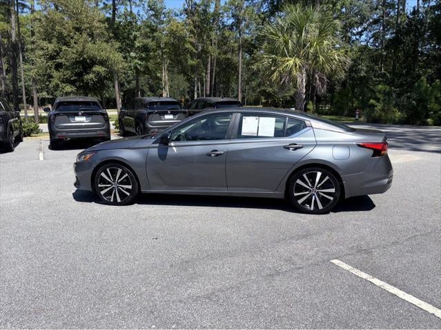 2022 Nissan Altima SR FWD