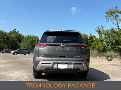 2024 Nissan Pathfinder SL 4WD