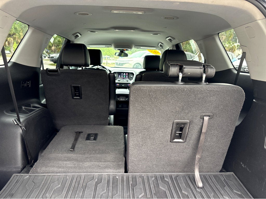 2020 GMC Acadia SLT