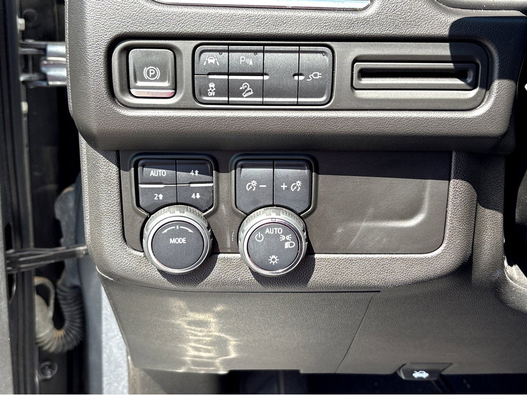 2022 Chevrolet Suburban Premier