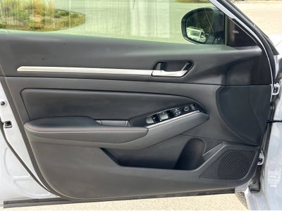 2024 Nissan Altima 2.0 SR