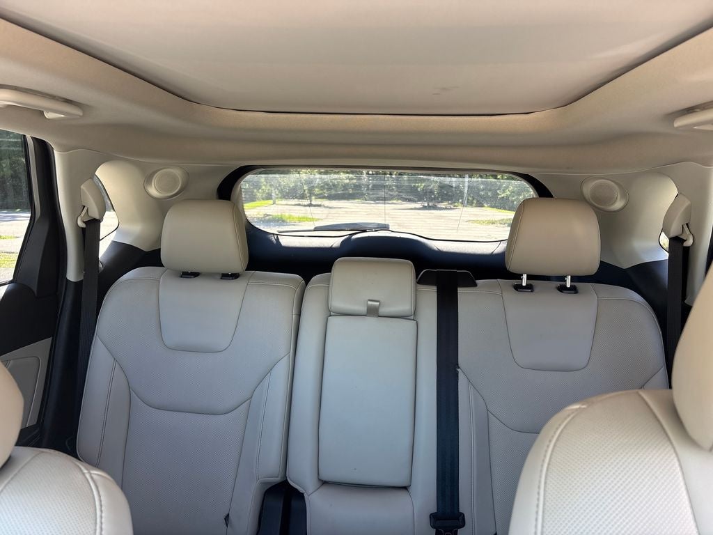 2020 Ford Edge Titanium