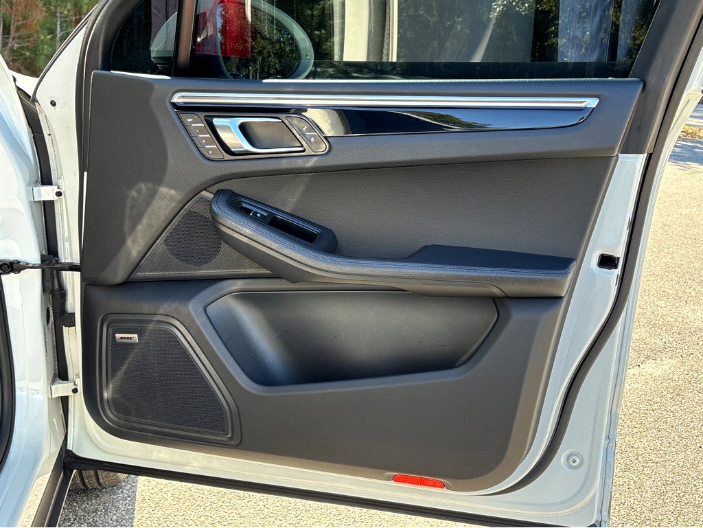 2017 Porsche Macan S