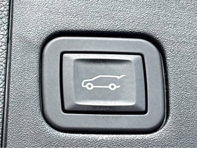 2025 Cadillac XT4 FWD Premium Luxury