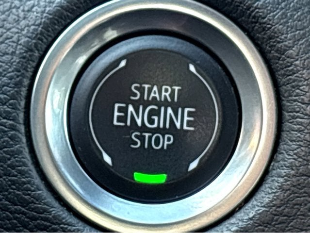 2025 Cadillac XT4 FWD Premium Luxury