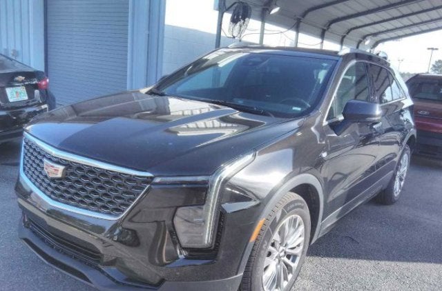 2024 Cadillac XT4 AWD Premium Luxury