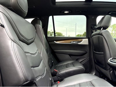 2022 Cadillac XT6 Premium Luxury