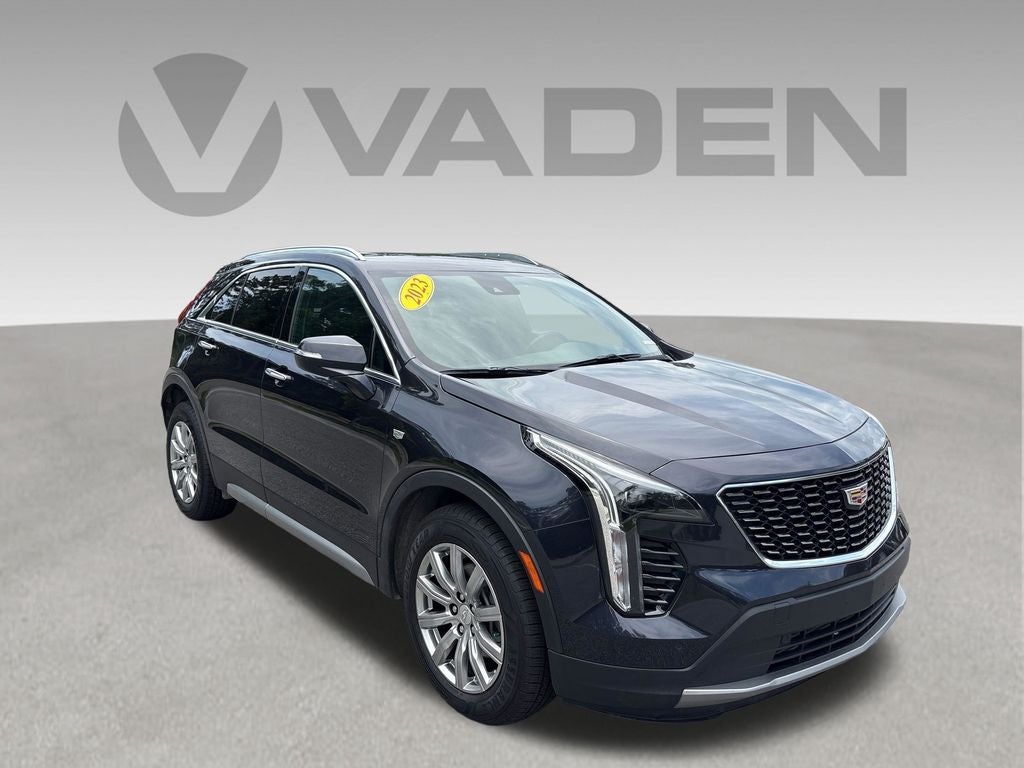 2023 Cadillac XT4 Premium Luxury