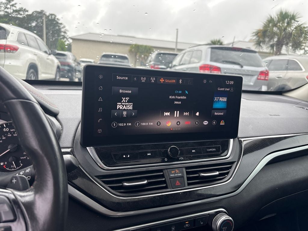 2023 Nissan Altima 2.5 SR