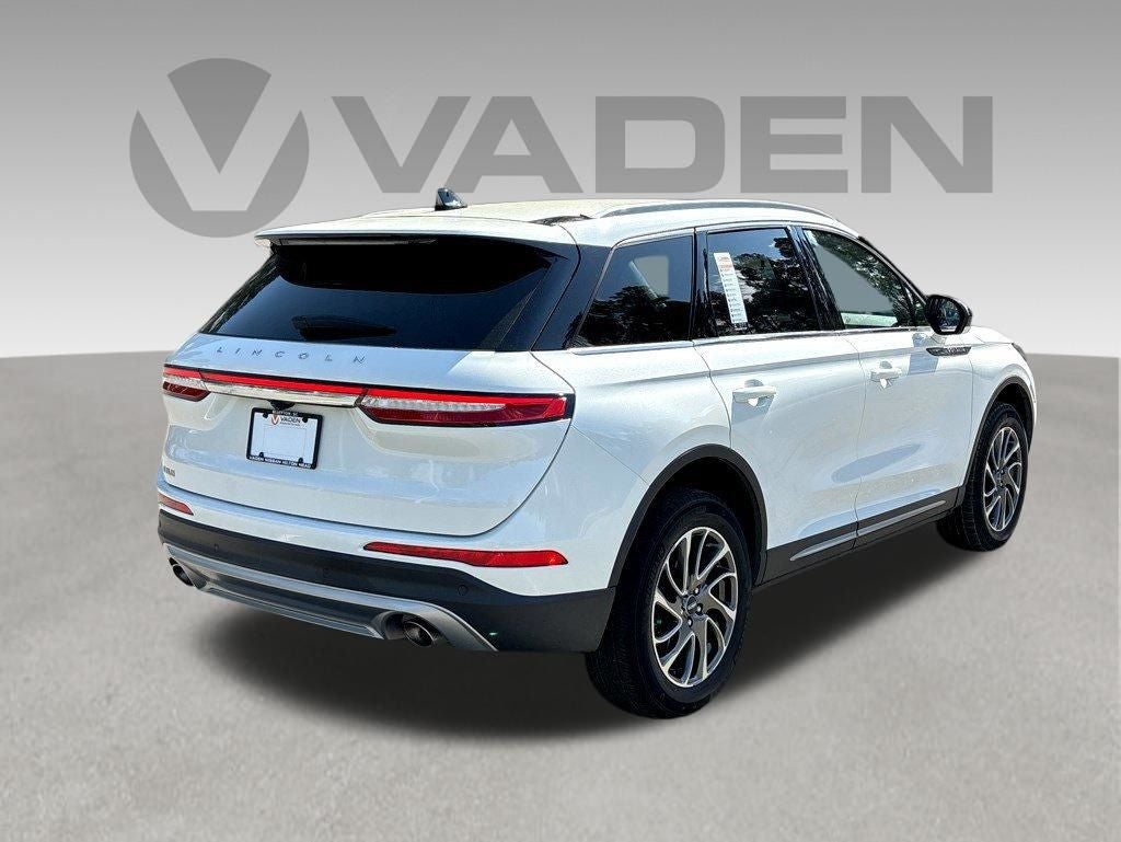 2022 Lincoln Corsair Standard