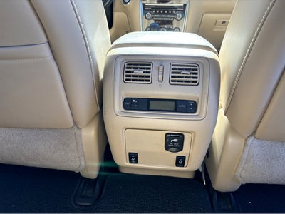 2016 Nissan Pathfinder SL