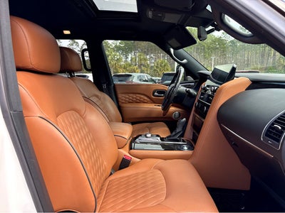 2023 INFINITI QX80 SENSORY