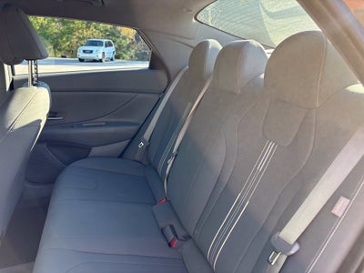 2024 Hyundai Elantra SEL