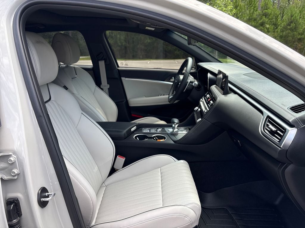 2026 Genesis G70 3.3T Sport Prestige