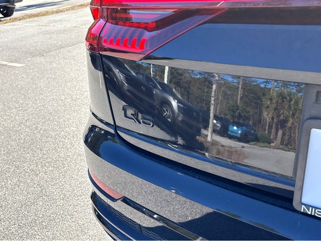 2021 Audi Q8 Premium Plus