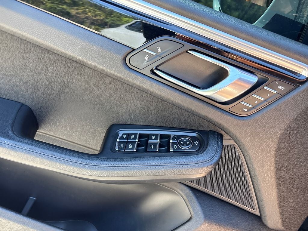 2018 Porsche Macan Base