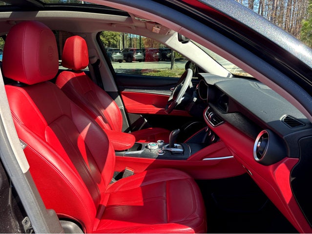 2020 Alfa Romeo Stelvio Base