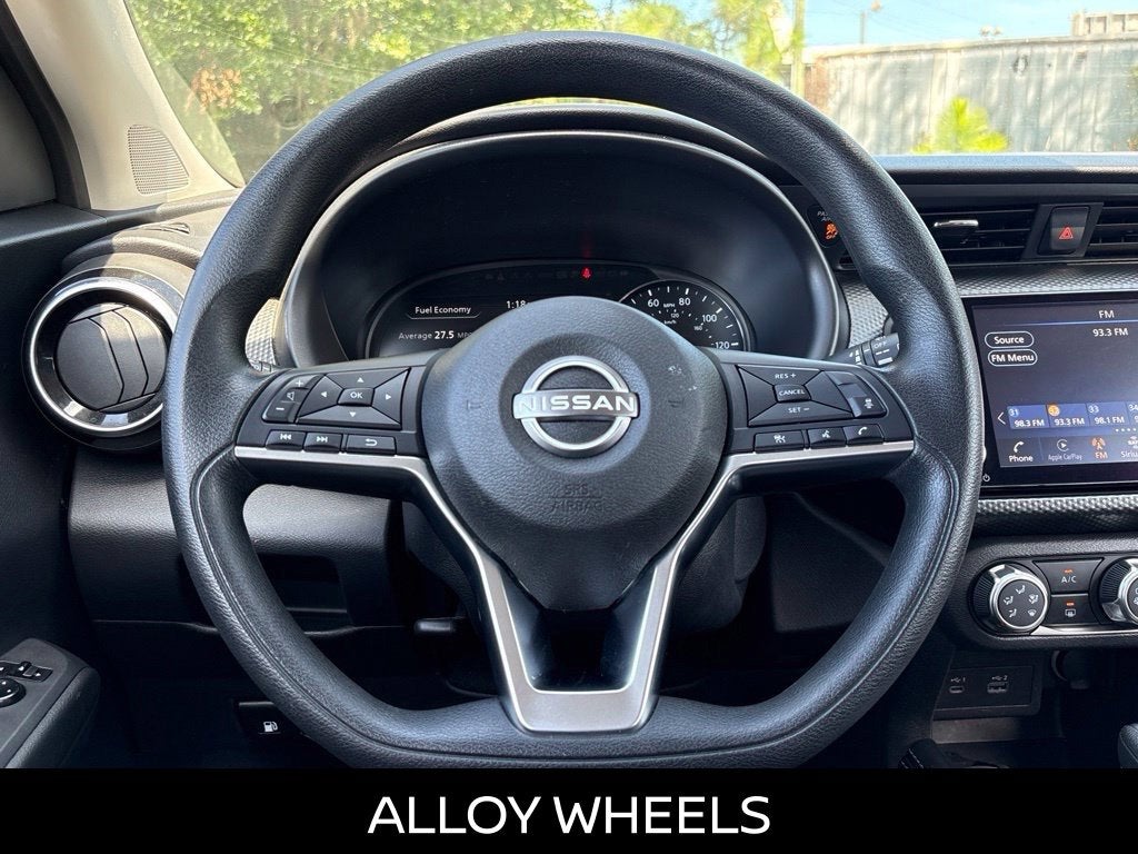 2023 Nissan Kicks SV
