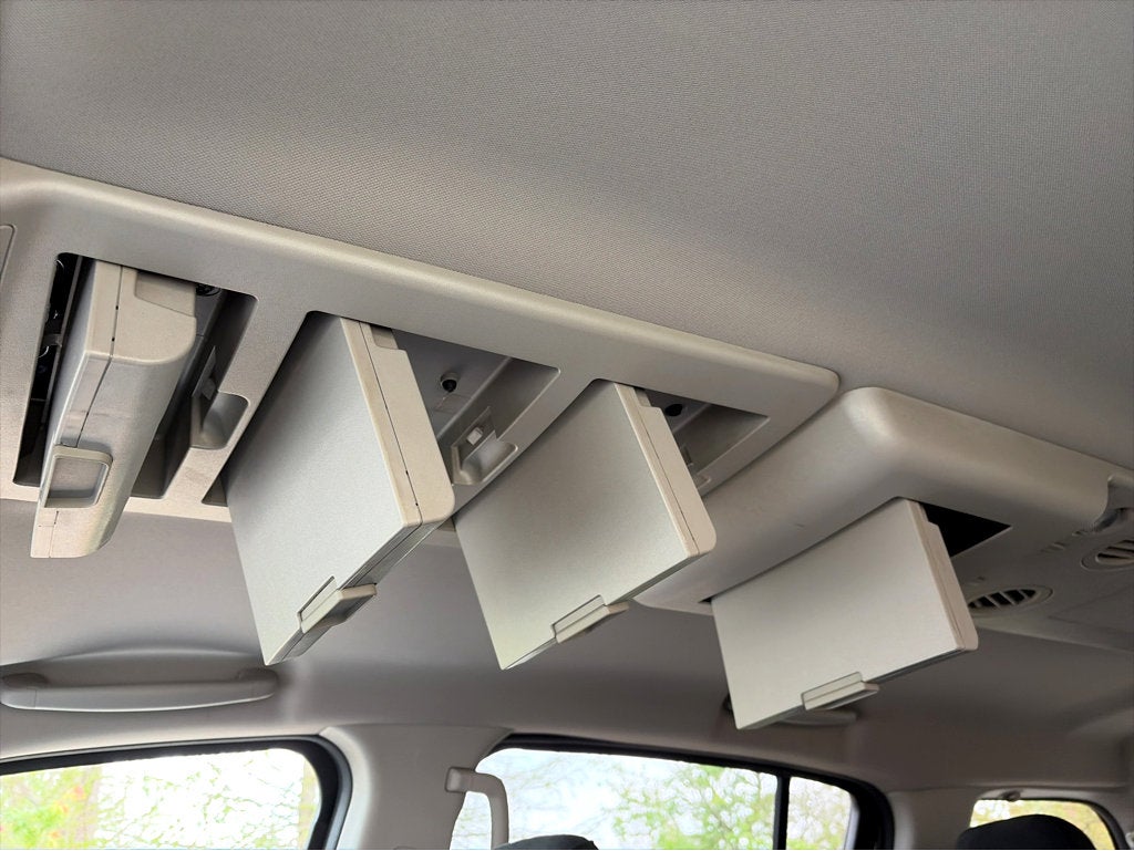 2015 Nissan Armada SV