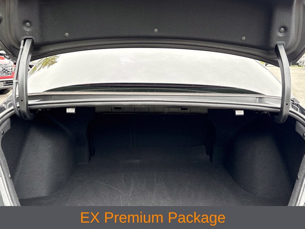 2024 Kia K5 EX