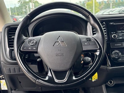 2016 Mitsubishi Outlander ES