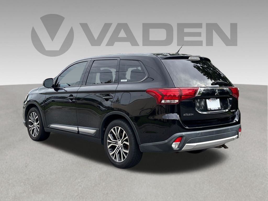 2016 Mitsubishi Outlander ES