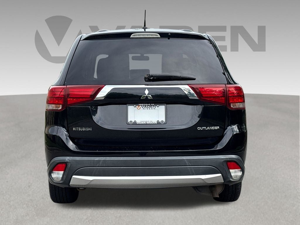 2016 Mitsubishi Outlander ES