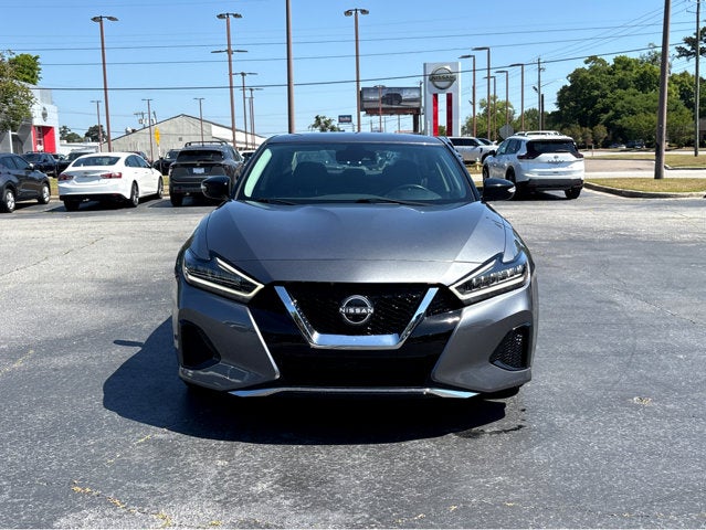 2023 Nissan Maxima SV