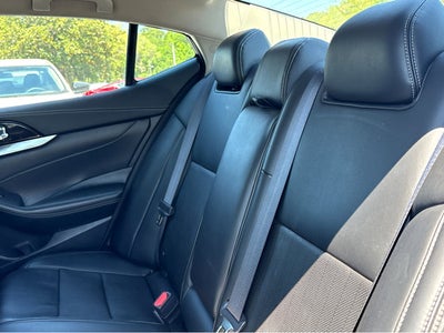 2023 Nissan Maxima SV