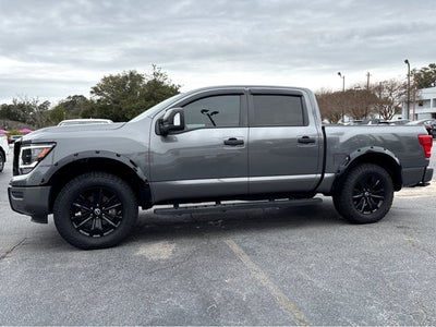 2024 Nissan Titan SV