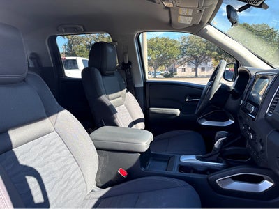 2023 Nissan Frontier SV