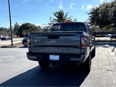 2023 Nissan Frontier SV