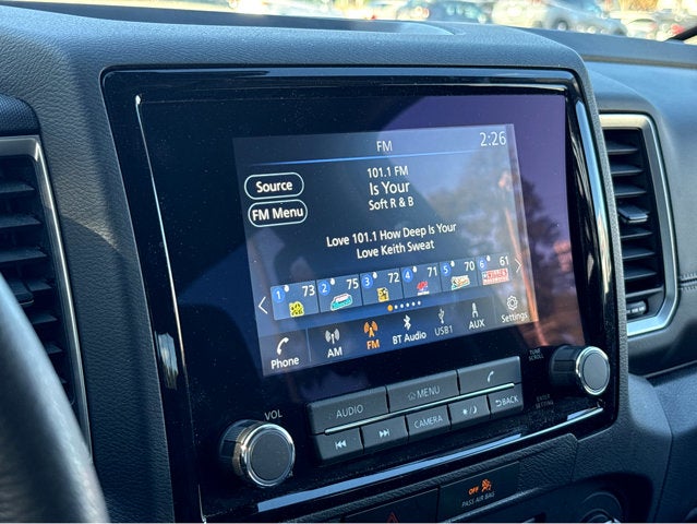 2023 Nissan Frontier SV