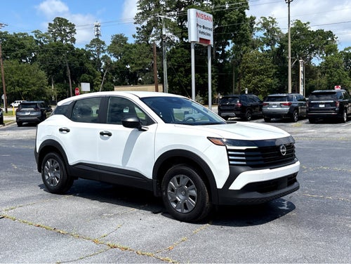 2025 Nissan Kicks S
