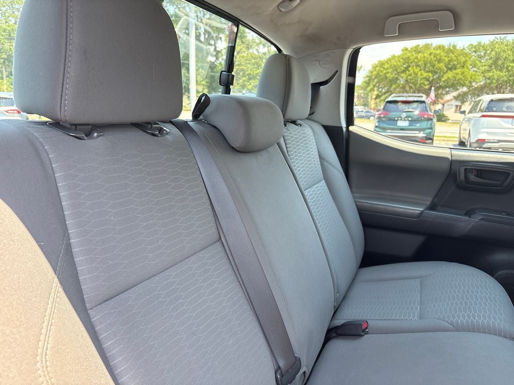 2016 Toyota Tacoma SR