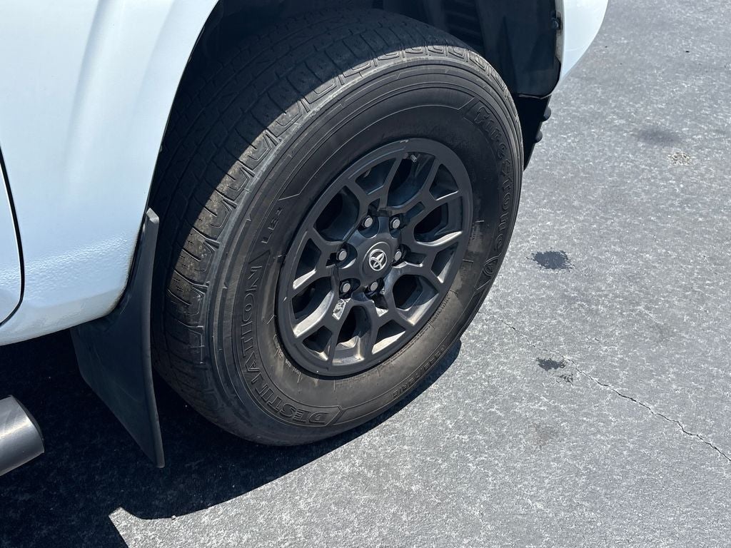 2016 Toyota Tacoma SR