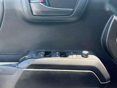 2016 Toyota Tacoma SR