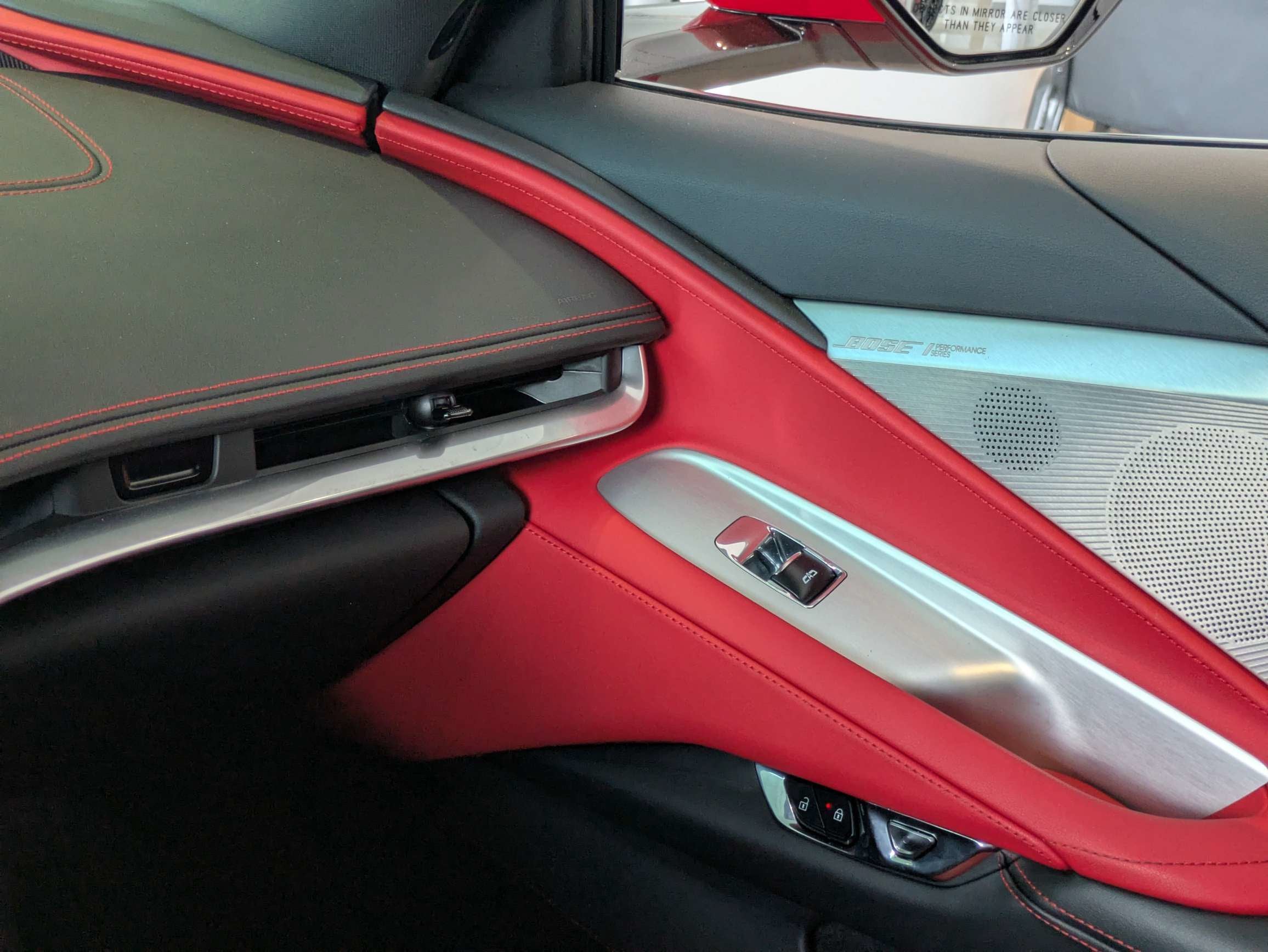 2024 Chevrolet Corvette 2LT