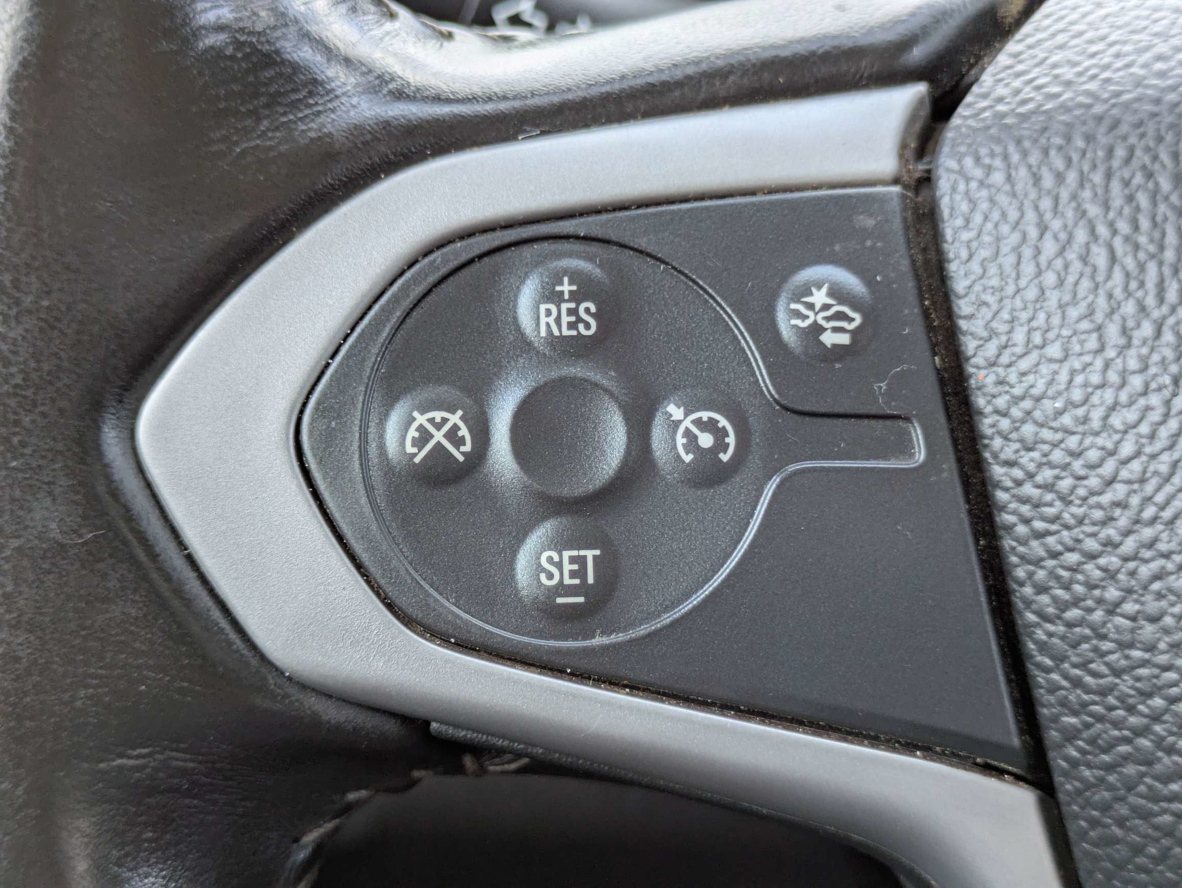 2022 Chevrolet Colorado 2WD LT