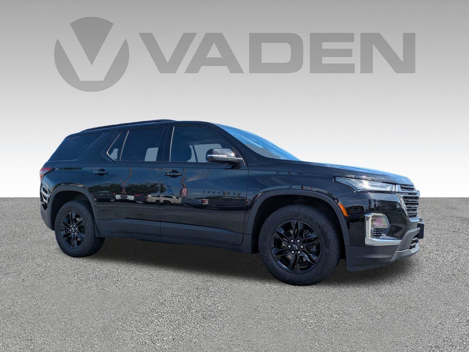 2024 Chevrolet Traverse Limited LT Cloth