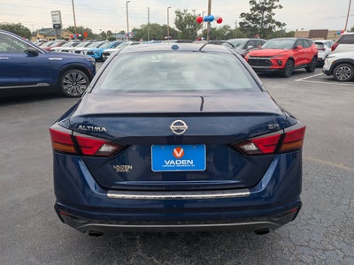 2022 Nissan Altima 2.5 SR