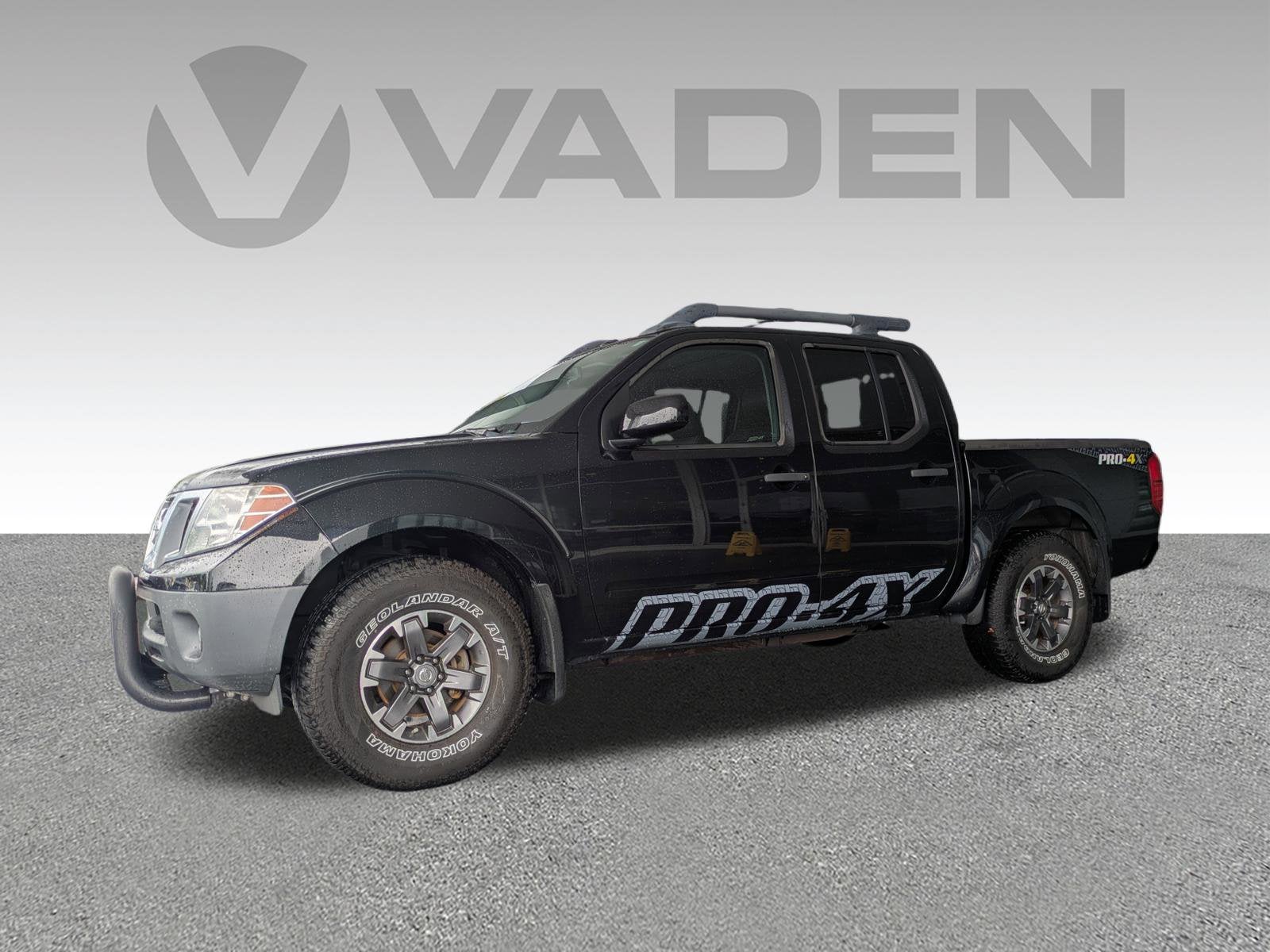 2019 Nissan Frontier 4.0 PRO-4X Crew Cab 4X4 AT's photo