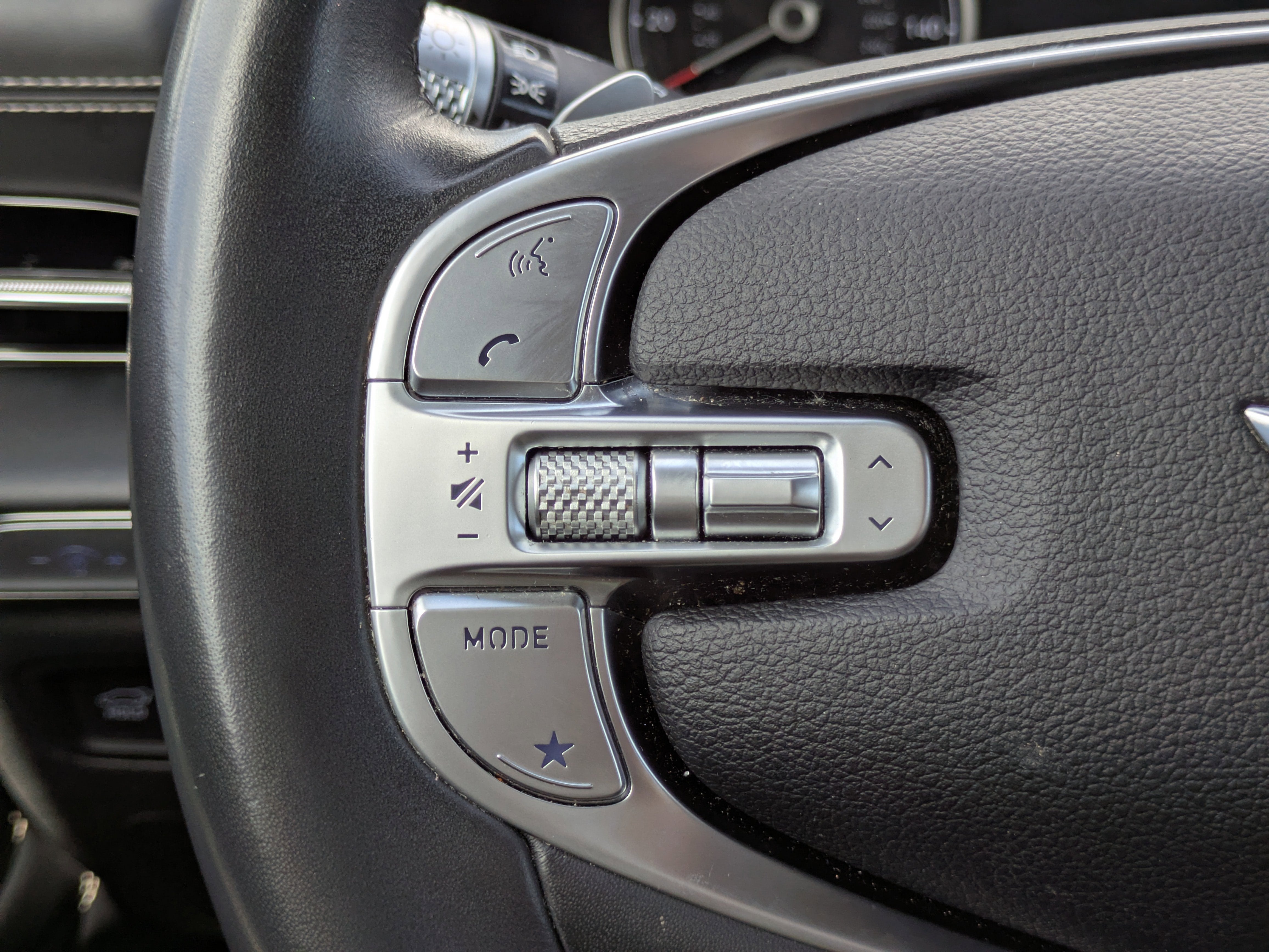 2021 Genesis G70 2.0T