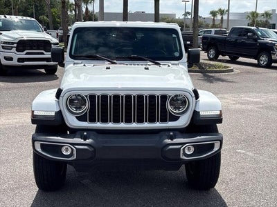 2025 Jeep Wrangler 4-Door Sahara 4x4